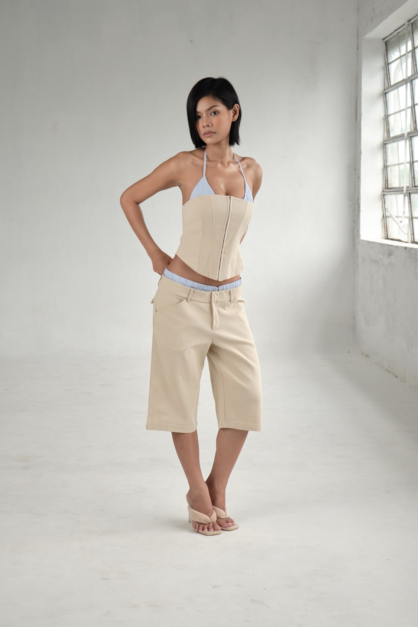 Capri Pants OMW